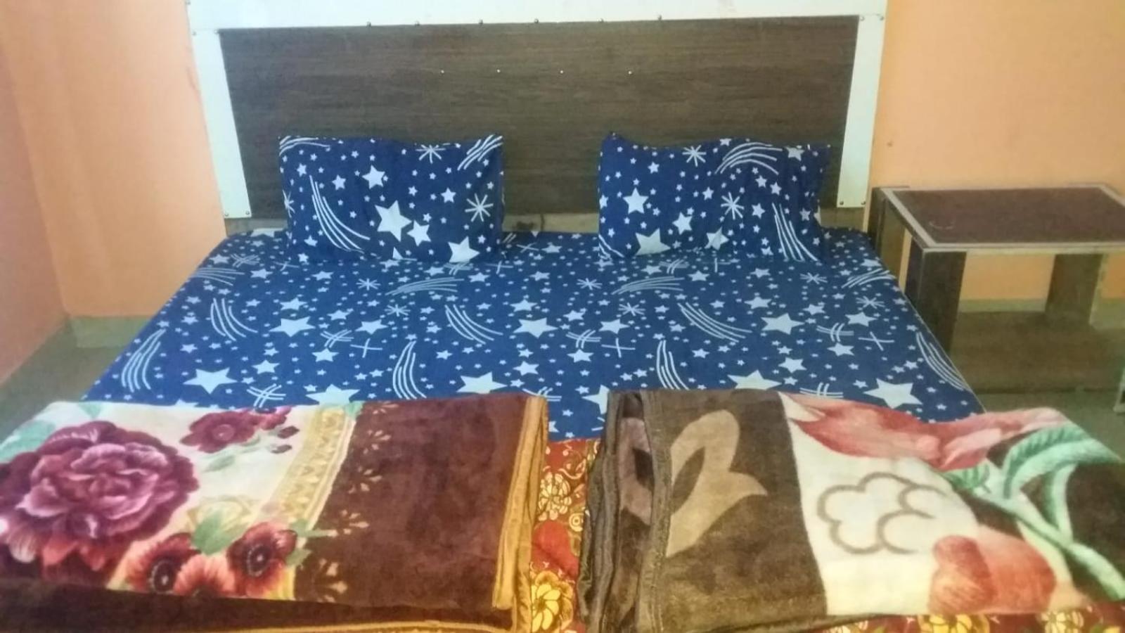 Spot On Sharma'S Kitchen & Home Stay Bajaura Εξωτερικό φωτογραφία